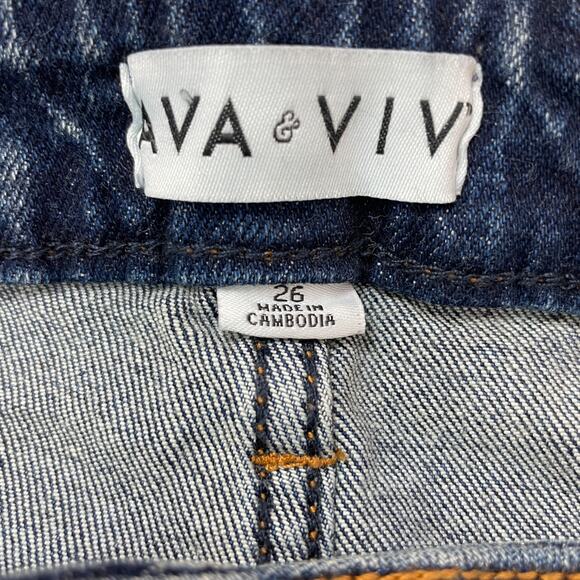 Ava & Viv Women's High Rise 90s Straight Leg Jeans Vintage Wash Size 26 - Picture 6 of 7